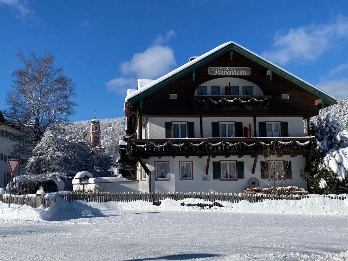 Gaestehaus Sonnenheim ميتنوالد المظهر الخارجي الصورة